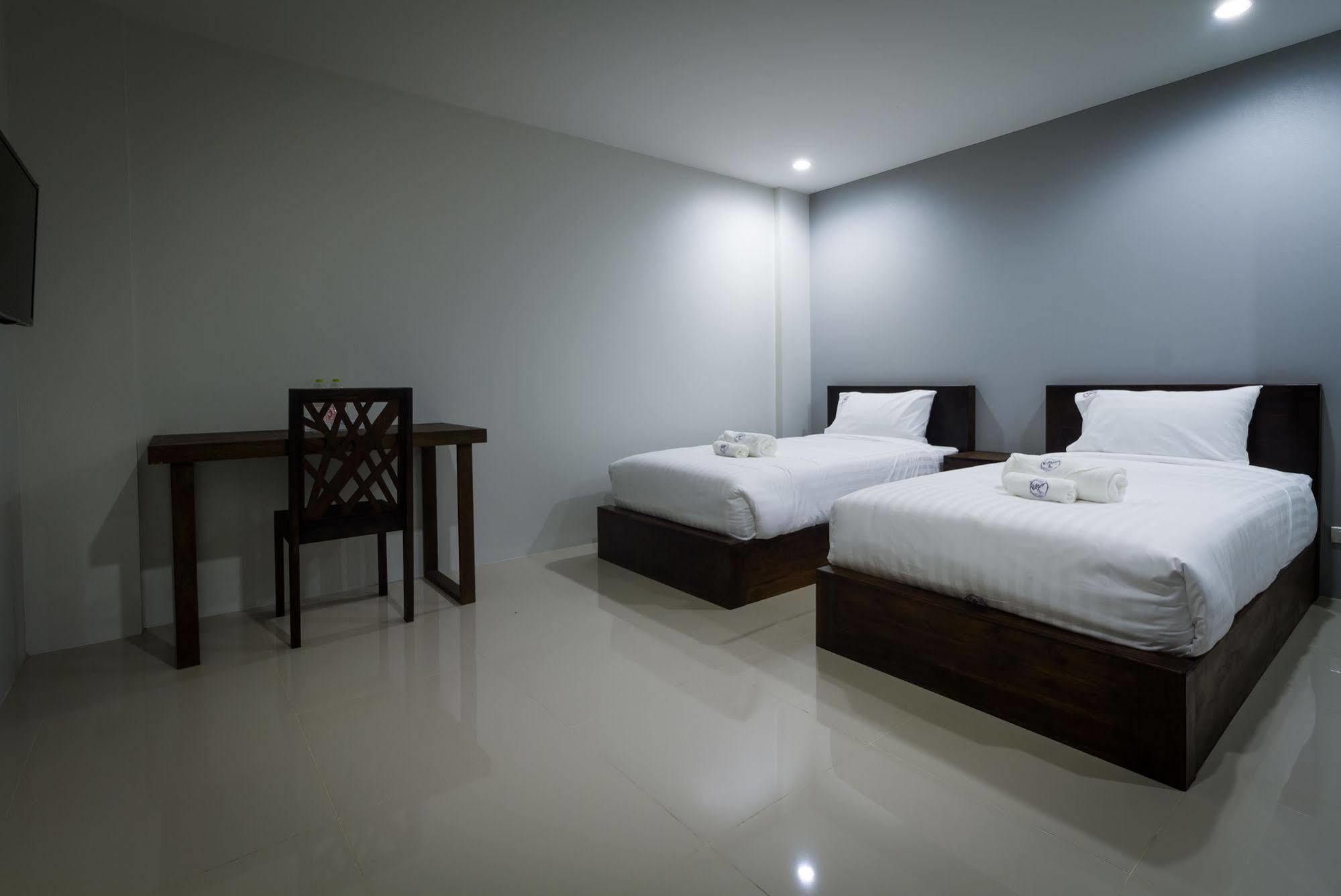 Hotel Rest Solution Chiang Mai Extérieur photo